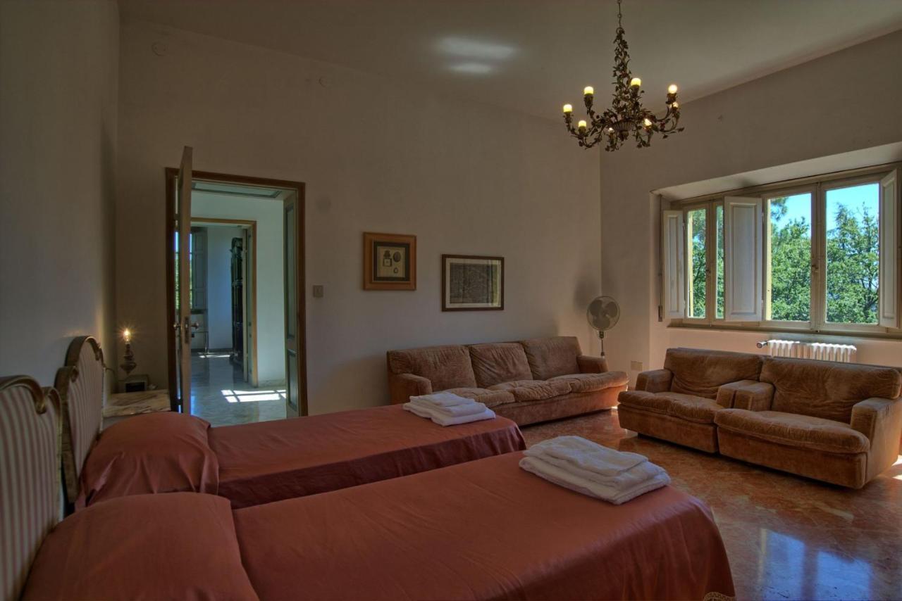 Il Poggio Villa Campoluci ภายนอก รูปภาพ